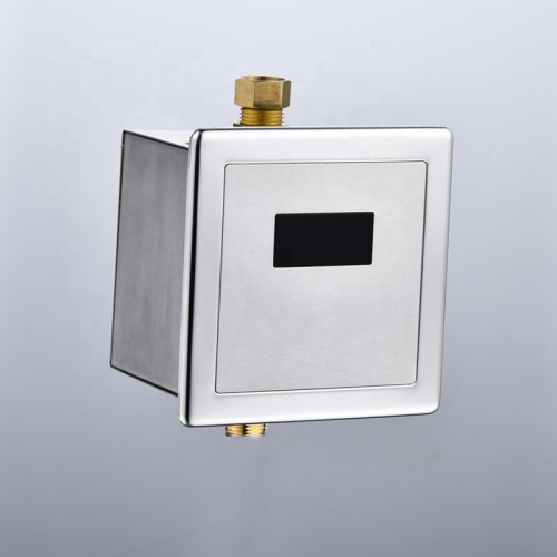 Van xả cảm ứng tiểu nam âm tường Miken C302 ( Điện và Pin)