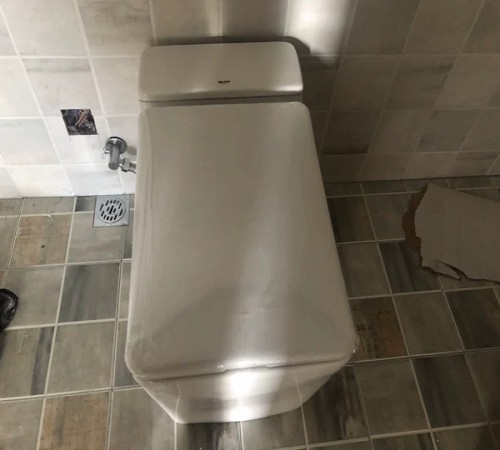 Bồn cầu không két nước Moonoah MN-1599