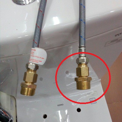 Kép đồng nối dây cấp vòi nhập khẩu KD 005