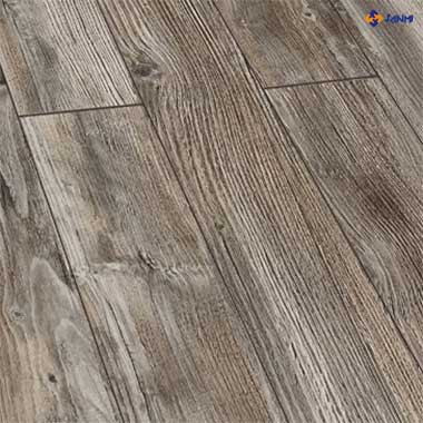 Sàn gỗ công nghiệp JANMI P13 (12mm - vân sần) - Bản nhỏ
