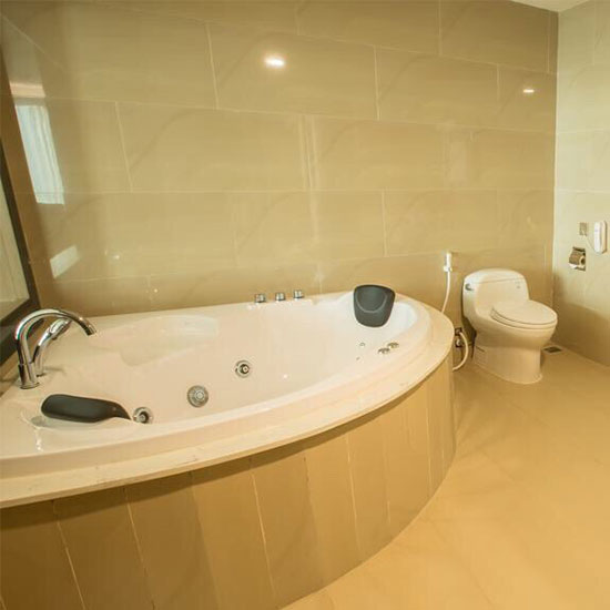 Bồn tắm massage Brother BY-8015 (1700x800x550 mm) - Image 3