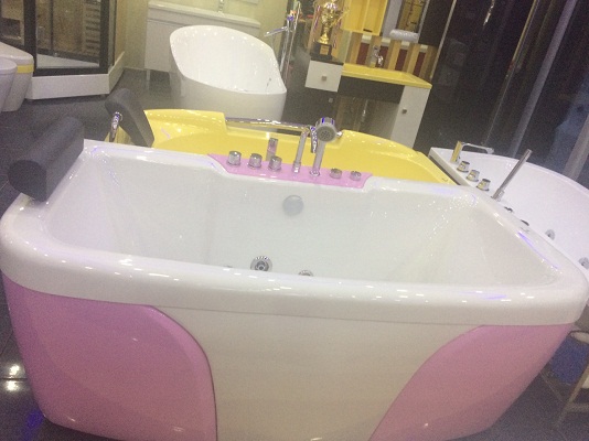 Bồn tắm massage màu Govern YKL-E56 (1500x800x600 mm) - Image 4