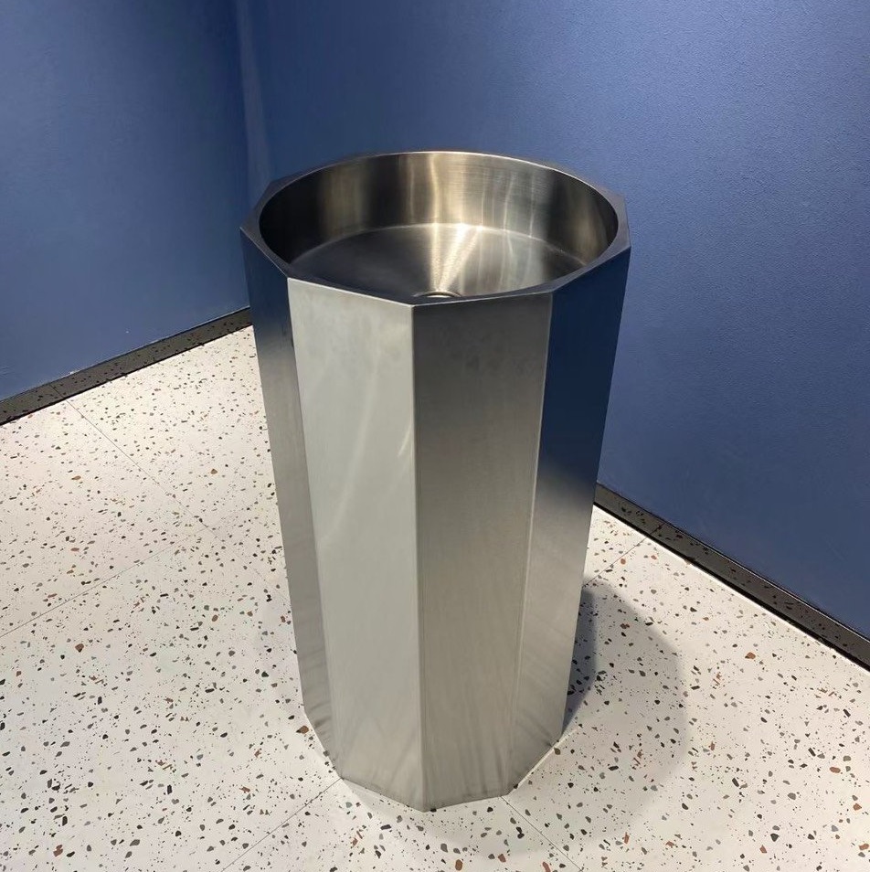 Chậu rửa lavabo chân đứng Inox 304 màu vàng Miken MS-8707G (Đặt hàng trước 7-15 ngày) - Image 4