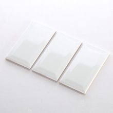 Gạch thẻ ốp tường đen bóng lượn sóng 75x300 M75305L - Image 3