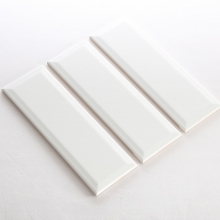 Gạch thẻ ốp tường vuông nâu bóng vát 150x150 M151514X - Image 4