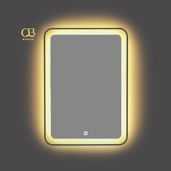 Gương phòng tắm đèn led QB-QL929V (500x700mm)