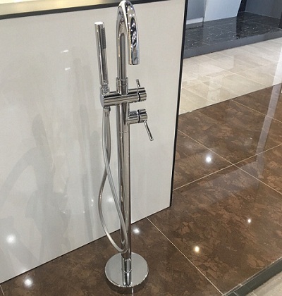 Sen cây đặt sàn bồn tắm Daelim 04