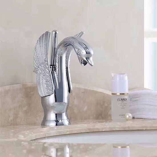 Vòi chậu lavabo-Vòi bồn tắm mạ đen 3 lỗ MK-V03 (Đặt hàng từ 10-25 ngày) - Image 4