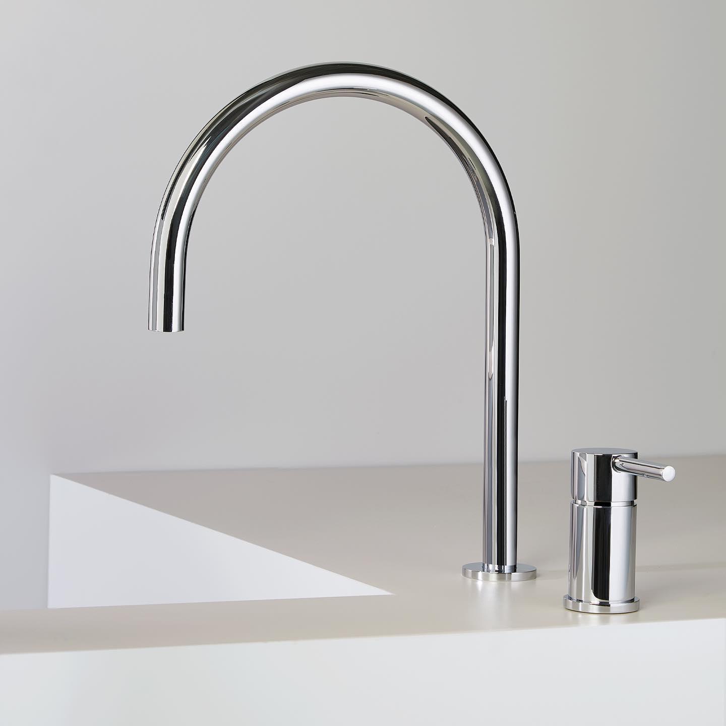 Vòi chậu lavabo, vòi bồn tắm màu vàng mờ Miken MKV-L6623G - Image 4