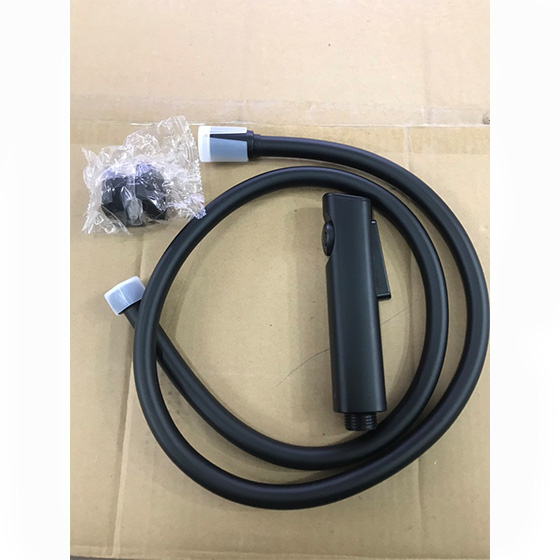 Vòi xịt vệ sinh Caesar BS306B - Image 4